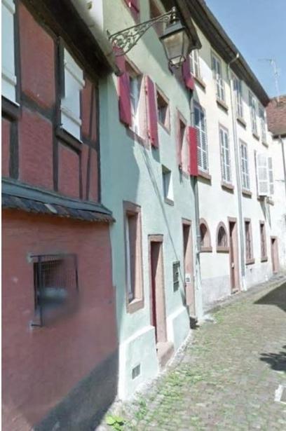 At Home In The Center Of Colmar Exterior photo